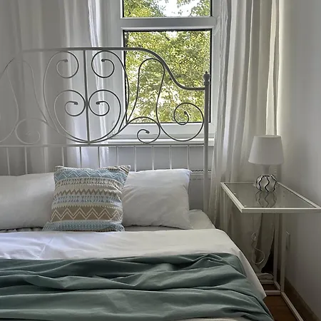 Pokoje Na Kartuskiej Quarto em Acomodações Particulares Gdańsk