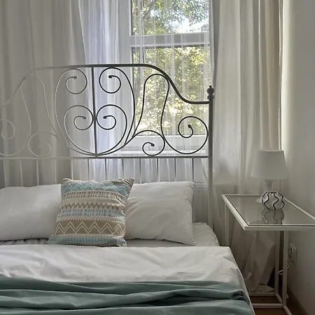 Pokoje Na Kartuskiej Quarto em Acomodações Particulares Gdańsk